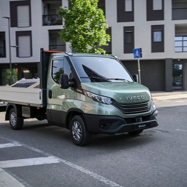 Iveco_Pritsche_Nutzfahrzeug